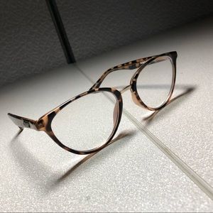 QUAY RUMORS BLUE LIGHT GLASSES